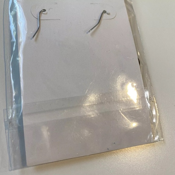 ‼️FREE w bundle, add this as your 4th Item - Picture 7 of 7